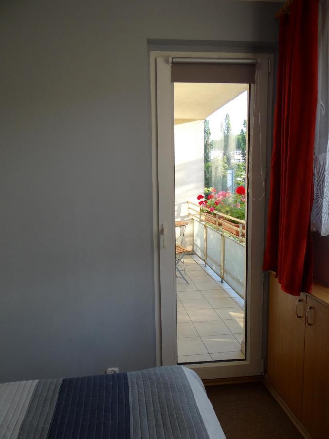 Apartament Regina Apartment Poznan Bagian luar foto